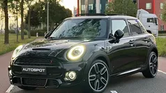 Zwart Gebruikt 2020 Mini John Cooper Works Hatchback | € 25.950 (Goede deal)