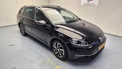 Gebruikt 2018 VW Golf VII Comfortline Stationwagen | € 14.940 (Eerlijke prijs)