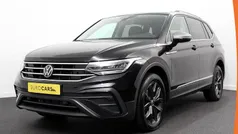 Zwart Gebruikt 2023 VW Tiguan Move SUV | € 38.990 (Goede deal)