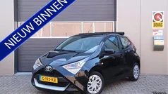 Zwart Gebruikt 2019 Toyota Aygo X-play Hatchback | € 10.995 (Eerlijke prijs)