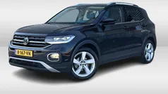 Zwart Gebruikt 2021 VW T-Cross Style SUV | € 24.750 (Eerlijke prijs)