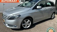 Grijs Gebruikt 2013 Mercedes B180 Ambition MPV | € 13.745 (Eerlijke prijs)