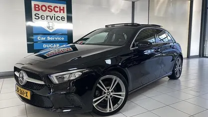 Occasion Mercedes A220 Premium 191 PK (140 kW) 2019 Zwart (metallic) Hatchback