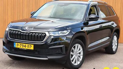Zwart, metallic lak Occasion 2022 Skoda Kodiaq Business Line SUV | € 31.940 (Eerlijke prijs)