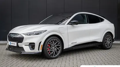 Occasion 2022 Ford Mustang Mach-E GT SUV | € 40.895 (Goede deal)