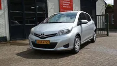 Grijs Gebruikt 2013 Toyota Yaris Hatchback | € 8.750 (Goede deal)
