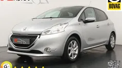 Grijs Gebruikt 2015 Peugeot 208 Style Hatchback | € 5.445 (Eerlijke prijs)