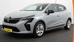 Gebruikt 2025 Renault Clio V Evolution Hatchback | € 19.750 (Eerlijke prijs)