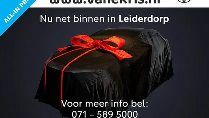 Occasion Toyota Yaris Active 111 PK (81 kW) 2019 Zilver Hatchback