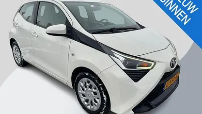 Occasion Toyota Aygo X-play 72 PK (52 kW) 2019 Hatchback