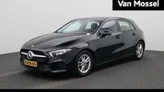 Zwart Gebruikt 2020 Mercedes A180 Business Hatchback | € 22.945 (Super prijs)