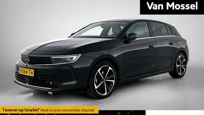 Zwart Gebruikt 2023 Opel Astra Elegance Hatchback | € 21.740 (Super prijs)