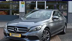 Grijs, metallic lak Gebruikt 2018 Mercedes C180 Sport Edition Sedan | € 22.950 (Goede deal)