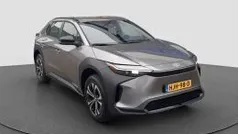 Grijs metallic Gebruikt 2025 Toyota bZ4X Business Edition SUV | € 43.995 (Eerlijke prijs)