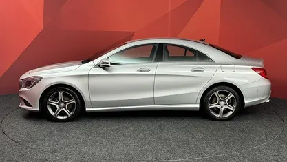 Occasion 2014 Mercedes CLA180 Ambition Sedan | € 11.900 (Eerlijke prijs)
