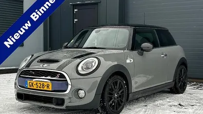 Occasion 2015 Mini John Cooper Works Chili Hatchback | € 16.950 (Eerlijke prijs)