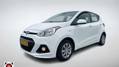 Wit Gebruikt 2017 Hyundai i10 Comfort Hatchback | € 5.950 (Eerlijke prijs)