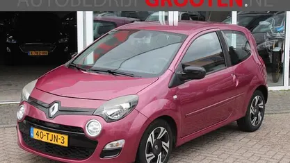 Occasion Renault Twingo Dynamique 75 PK (55 kW) 2012 Paars Hatchback