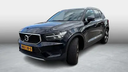Zwart Occasion 2025 Volvo XC40 Momentum SUV | € 25.894 (Super prijs)