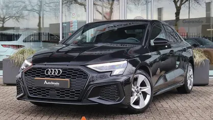 Occasion Audi A3 S-Line 150 PK (110 kW) 2022 Zwart Sedan