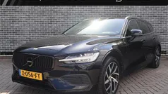 Gebruikt 2020 Volvo V60 Momentum Stationwagen | € 25.694 (Eerlijke prijs)