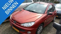 Rood Gebruikt 2007 Peugeot 206 Forever Hatchback | € 850 (Goede deal)