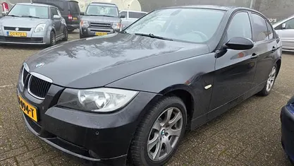 Occasion 2006 BMW 318 Executive Sedan | € 2.999 (Eerlijke prijs)