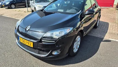 Zwart Occasion 2013 Renault Mégane GrandTour Collection Stationwagen | € 3.499 (Eerlijke prijs)