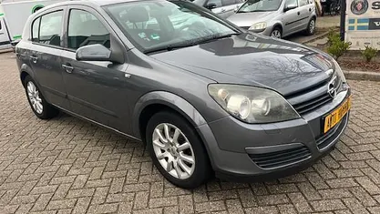 Occasion Opel Astra Enjoy 105 PK (77 kW) 2005 Hatchback