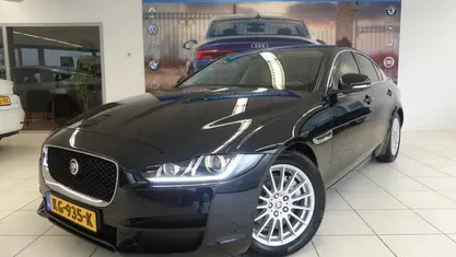 Occasion Jaguar XE Portfolio 163 PK (119 kW) 2016 Zwart Sedan
