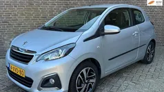 Grijs, metallic lak Gebruikt 2014 Peugeot 108 Allure Hatchback | € 7.490 (Eerlijke prijs)