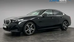 Saphirschwarz metallic (zwart metallic) Gebruikt 2023 BMW i5 Comfort Edition Sedan | € 56.880 (Super prijs)