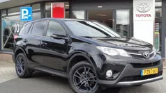 Zwart Gebruikt 2015 Toyota RAV4 Business Edition SUV | € 18.950 (Eerlijke prijs)