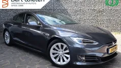 Grijs Gebruikt 2020 Tesla Model S Long Range Sedan | € 38.190 (Eerlijke prijs)