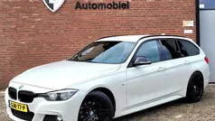 Wit Gebruikt 2018 BMW 320 M Sport Stationwagen | € 23.900 (Eerlijke prijs)
