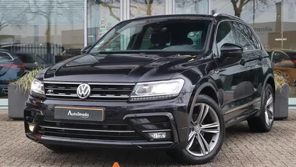 Occasion VW Tiguan R-line 150 PK (110 kW) 2020 Zwart SUV