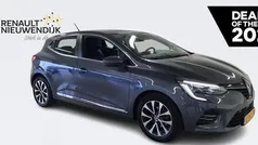 Gebruikt 2021 Renault Clio V Intens Hatchback | € 10.695 (Eerlijke prijs)
