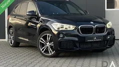 Zwart Gebruikt 2019 BMW X1 SUV | € 24.995 (Eerlijke prijs)