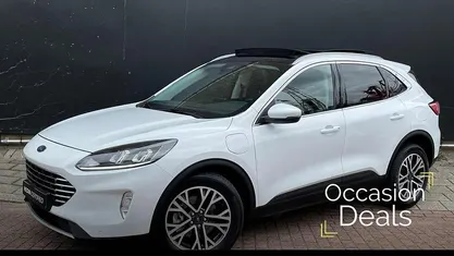 Wit Occasion 2021 Ford Kuga Titanium SUV | € 21.935 (Goede deal)