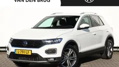 Wit Gebruikt 2021 VW T-Roc Sport SUV | € 26.895 (Eerlijke prijs)