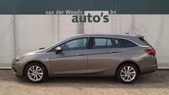 Grijs Gebruikt 2021 Opel Astra Business Elegance Stationwagen | € 9.900 (Eerlijke prijs)