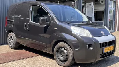 Zwart Gebruikt 2009 Fiat Fiorino MPV | € 2.999 (Eerlijke prijs)