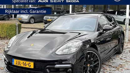 Zwart Gebruikt 2023 Porsche Panamera Sport Turismo Stationwagen | € 99.850 (Eerlijke prijs)