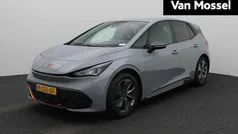 Grijs Gebruikt 2022 Cupra Born Hatchback | € 23.900 (Eerlijke prijs)