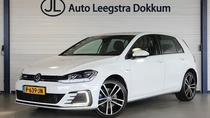 Occasion 2018 VW Golf VII GTE Hatchback | € 18.750 (Eerlijke prijs)