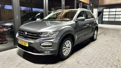 Grijs Gebruikt 2020 VW T-Roc Style SUV | € 22.795 (Goede deal)