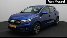 Gebruikt 2024 Dacia Sandero Expression Hatchback | € 19.235 (Eerlijke prijs)