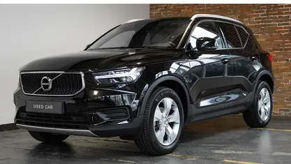 Gebruikt 2020 Volvo XC40 Momentum SUV | € 24.950 (Eerlijke prijs)