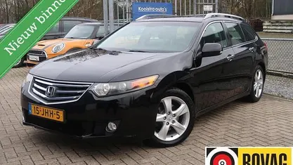 Zwart Gebruikt 2009 Honda Accord Executive Stationwagen | € 7.950 (Eerlijke prijs)