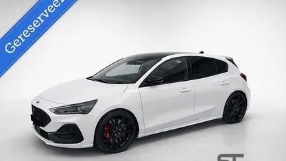 Occasion 2023 Ford Focus ST Hatchback | € 39.995 (Goede deal)
